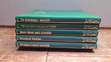 5 kookboeken €5/stuk beschikbaar voor biedingen