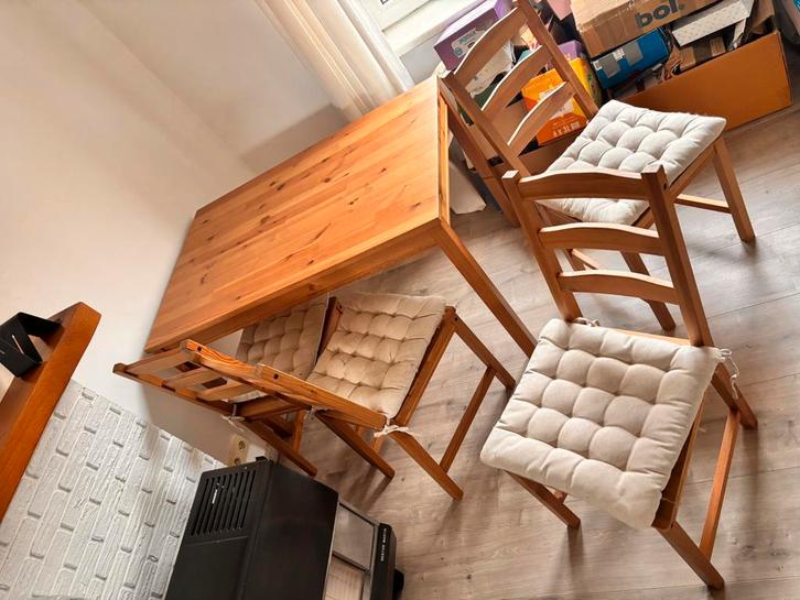 Tafel en stoelen ikea, Huis en Inrichting, Complete eetkamers, Zo goed als nieuw, 4 tot 6 stoelen, Ophalen