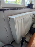 Horizontale, dubbele radiator met thermostatische kraan, Ophalen, Gebruikt, Radiator