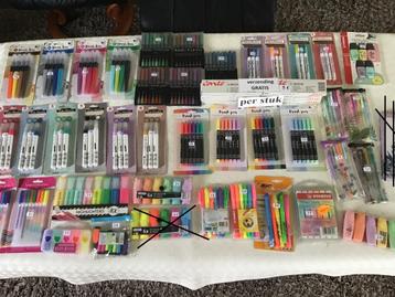 40 sets de marqueurs et de crayons, Divers, Ecriture, Enlèvement ou Envoi