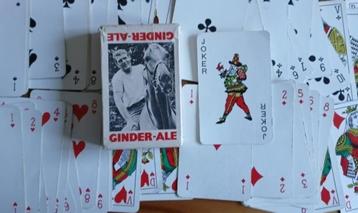 Ginder ale, speelkaarten  beschikbaar voor biedingen