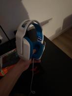 Logitech headset en 2 boxjes van trust, Computers en Software, Ophalen of Verzenden, Zo goed als nieuw