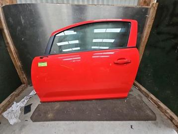 Portier 2Deurs links van een Opel Corsa (Z547) beschikbaar voor biedingen