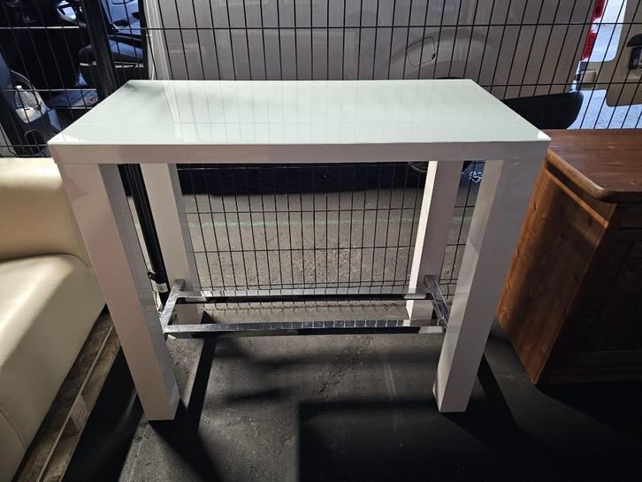 Table haute avec plateau en verre – 108 cm – design blanc, Maison & Meubles, Tables | Tables de salon, Utilisé, 75 cm ou plus