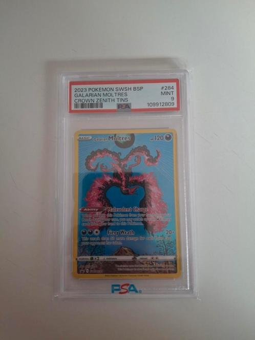 Galarian Moltres - Crown Zenith Tins #284 - PSA 9 (Mint), Hobby en Vrije tijd, Verzamelkaartspellen | Pokémon, Zo goed als nieuw