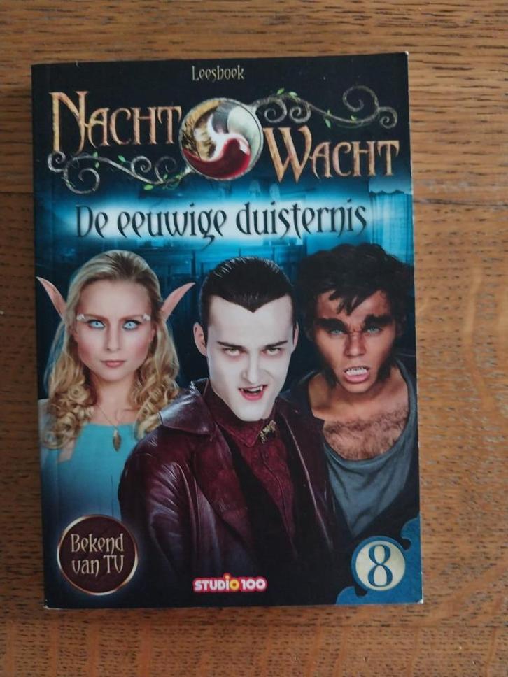 boek nachtwacht: de eeuwige duisternis (studio 100), Boeken, Kinderboeken | Jeugd | 10 tot 12 jaar, Zo goed als nieuw, Fictie