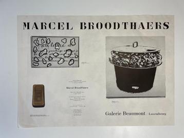 lot Marcel Broodthaers poster, vinylplaat, uitnodigingen beschikbaar voor biedingen