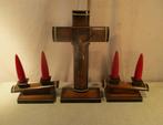 Mooi Antieke Houten Kruis met 2 bijhorende Kaarsenhouders, Ophalen of Verzenden