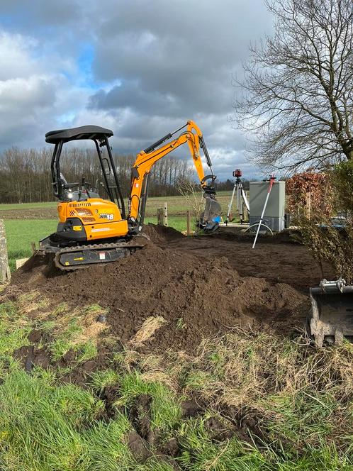 Kleine grondwerken, klepelmaaiwerken,tuinaanleg en onderhoud, Diensten en Vakmensen, Tuinmannen en Stratenmakers, Tuin- of Vijveraanleg