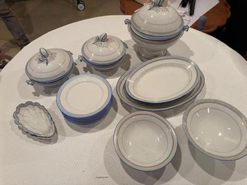 Blauw/goud servies, Antiek en Kunst, Antiek | Servies compleet, Ophalen