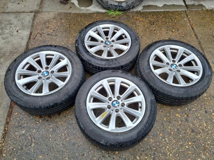 Sportvelgenset + banden van een BMW X3, Auto-onderdelen, Banden en Velgen, Personenwagen, Gebruikt, 3 maanden garantie