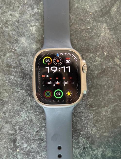 Apple Watch ultra 2 titanium 49 mm met snavel, Handtassen en Accessoires, Smartwatches, Zo goed als nieuw, iOS, Grijs, Afstand
