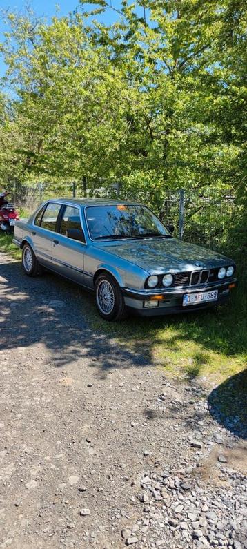 Bmw 325i e30 sedan  in zeer goede staat beschikbaar voor biedingen