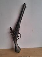 Pistolet de pirate espagnol du XIXe siècle

Réplique. Cuivre
