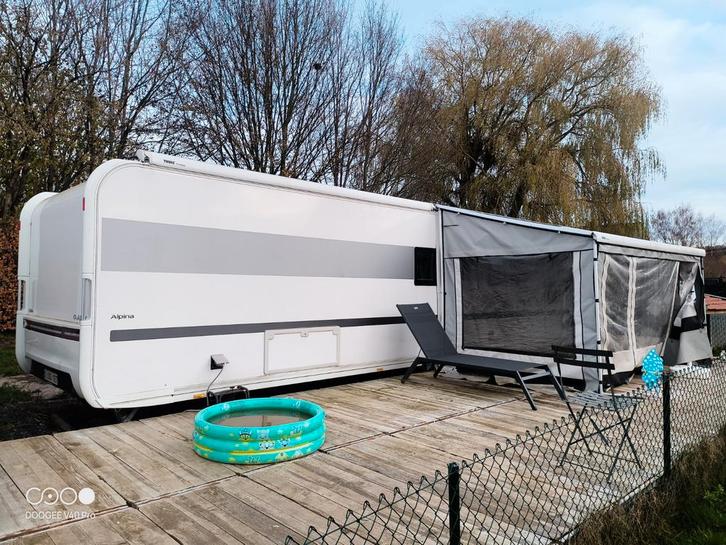 Caravane Adria 903HT, Caravanes & Camping, Caravanes, Particulier, Adria, Lits superposés, Douche, Enlèvement