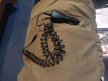 NOKIA autolader (dun pinnetje) beschikbaar voor biedingen
