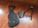 Zwarte 3/4 gitaar met tas, staander en voetsteun, Ophalen, Zo goed als nieuw