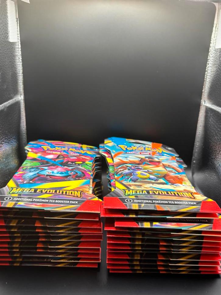 Mega Evolution 24 Sleeved boosters, Hobby en Vrije tijd, Verzamelkaartspellen | Pokémon, Nieuw, Booster, Verzenden