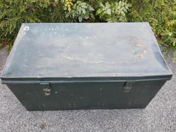 Belgische gendarmeriekoffer, in metaal, jaren 60 beschikbaar voor biedingen
