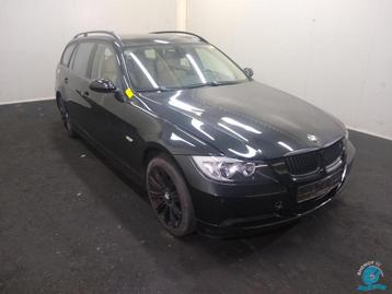 BMW E90 E91  Voorkop compleet (plaatwerk , verlichting koele beschikbaar voor biedingen
