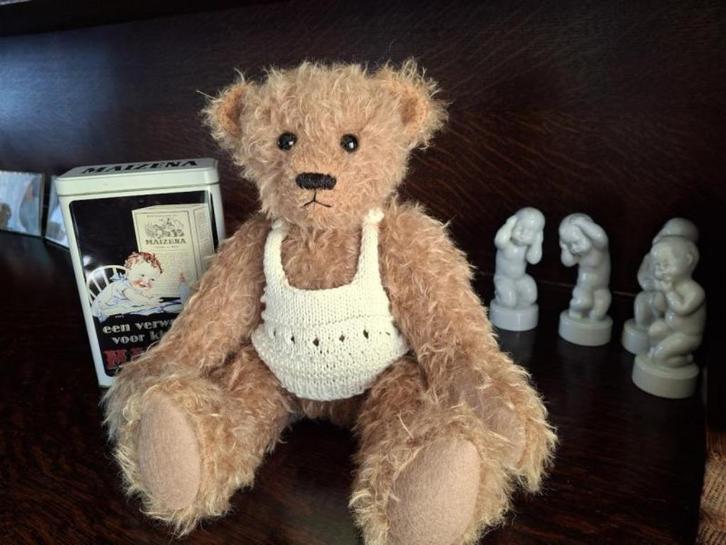 Schattige beer Laura - 35 cm handgemaakt, Verzamelen, Beren en Cherished Teddies, Nieuw, Stoffen beer, Overige merken, Ophalen of Verzenden