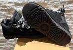 Chaussure noire Ugg taille 39, Vêtements | Femmes, Chaussures, Neuf, Uggs, Sabots, Noir