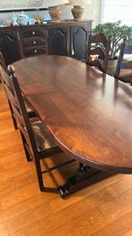 Tafel in notenlaar met 8 stoelen, ook dressoir en barkast, Ophalen, Gebruikt, Klassiek, 8 stoelen of meer