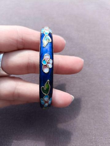 Bracelet jonc chinois en émail cloisonné  beschikbaar voor biedingen