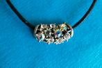 Joli Petit Collier Pendentif Strass Neuf !, Enlèvement, Neuf, Avec strass