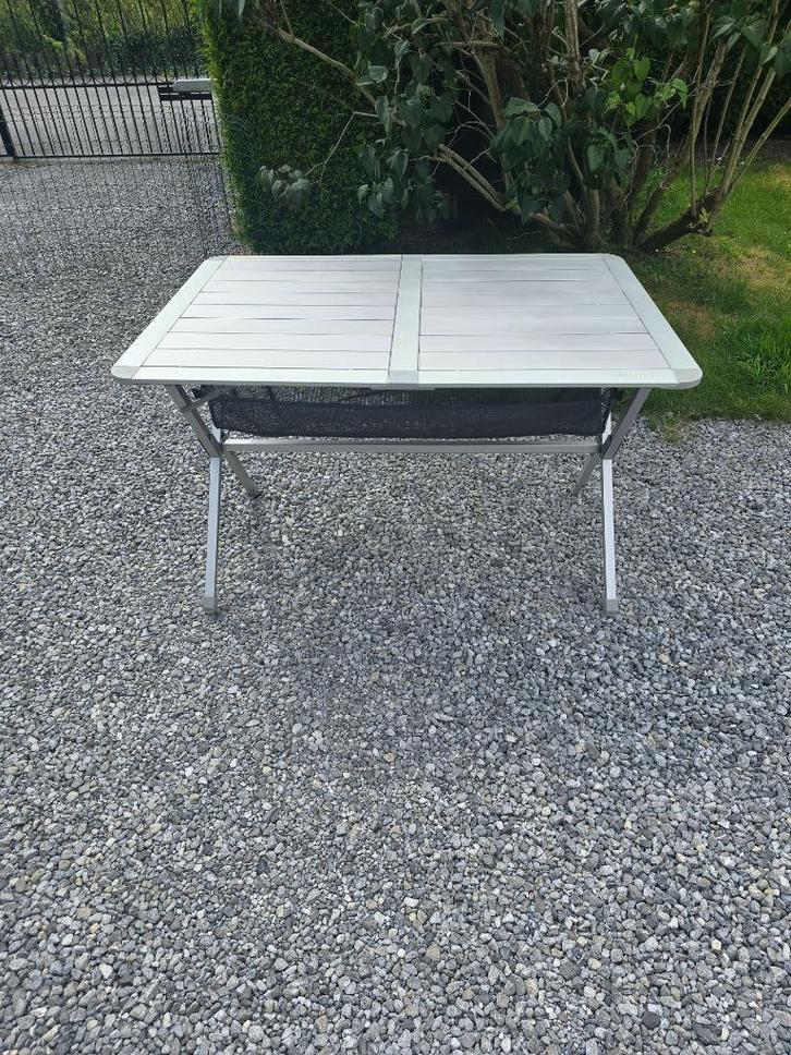 Campingtafel, Caravans en Kamperen, Kampeermeubelen, Zo goed als nieuw, Campingtafel, Ophalen
