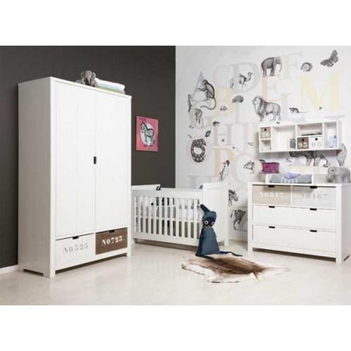 Complete babykamer merk Bopita (bedje, kast, commode + …), Kinderen en Baby's, Kinderkamer | Complete kinderkamers, Zo goed als nieuw