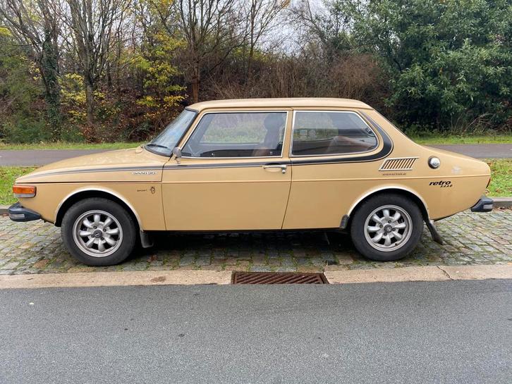 Unieke saab 99* 1 ste eig* automaat * 40370 KM *, Auto's, Saab, Particulier, Saab 99, Lichtmetalen velgen, Metaalkleur, Mistlampen