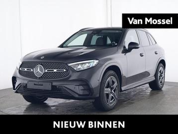 Mercedes-Benz GLC 300 e 4MATIC AMG Line + HEAD UP DISPLAY +, Auto's, Automaat, Stof, Gebruikt, 4 cilinders