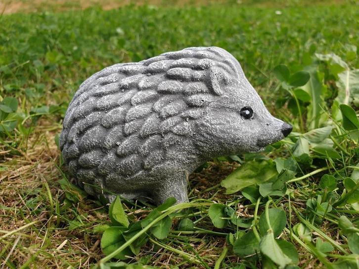 kleine egel , vensterbank beeldje , egel, Verzamelen, Dierenverzamelingen, Nieuw, Ophalen of Verzenden