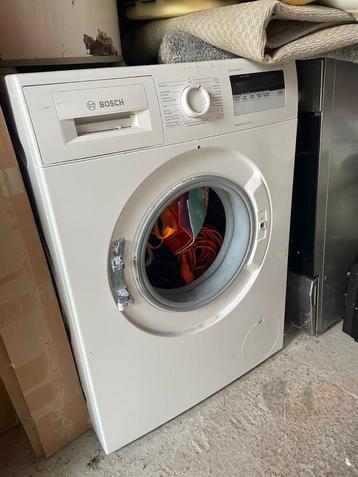 Bosh Serie 4 en 3 jaar oud beschikbaar voor biedingen