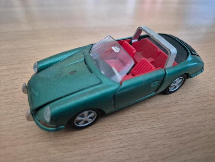 Porsche Targa Sablon 1.43 samen met de originele velgen !, Hobby en Vrije tijd, Modelauto's | Overige schalen, Zo goed als nieuw