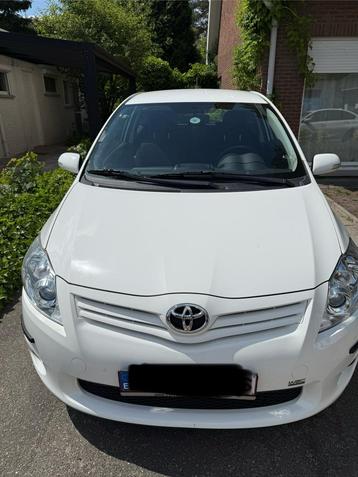 Toyota Auris 1.3 VVT-i | 2010 | 3-deurs | 120.448 km | €5900, Auto's, Toyota, Wit, Handgeschakeld, Particulier, Auris