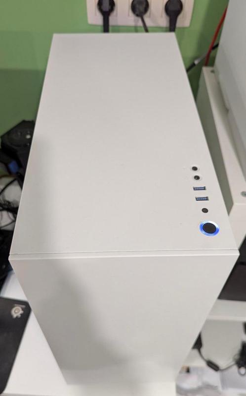 Tour PC complète - Ryzen 5, 16 Go RAM, SSD 1 To, Radeon 4 Go, Computers en Software, Desktop Pc's, Gebruikt, SSD, 16 GB, Met videokaart