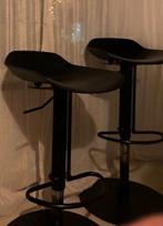 Zwarte barkrukken (set van 2) met rugleuning, verstelbaar, Huis en Inrichting, Barkrukken, Ophalen, Gebruikt, 60 tot 90 cm, In hoogte verstelbaar