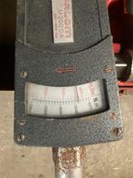 Actuellement Falconkey, Enlèvement