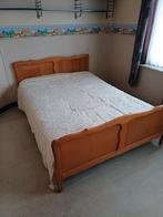 Klassiek dubbelbed uit eik, Antiek en Kunst, Antiek | Meubels | Bedden, Ophalen of Verzenden
