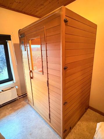 Infraroodcabine, sauna beschikbaar voor biedingen