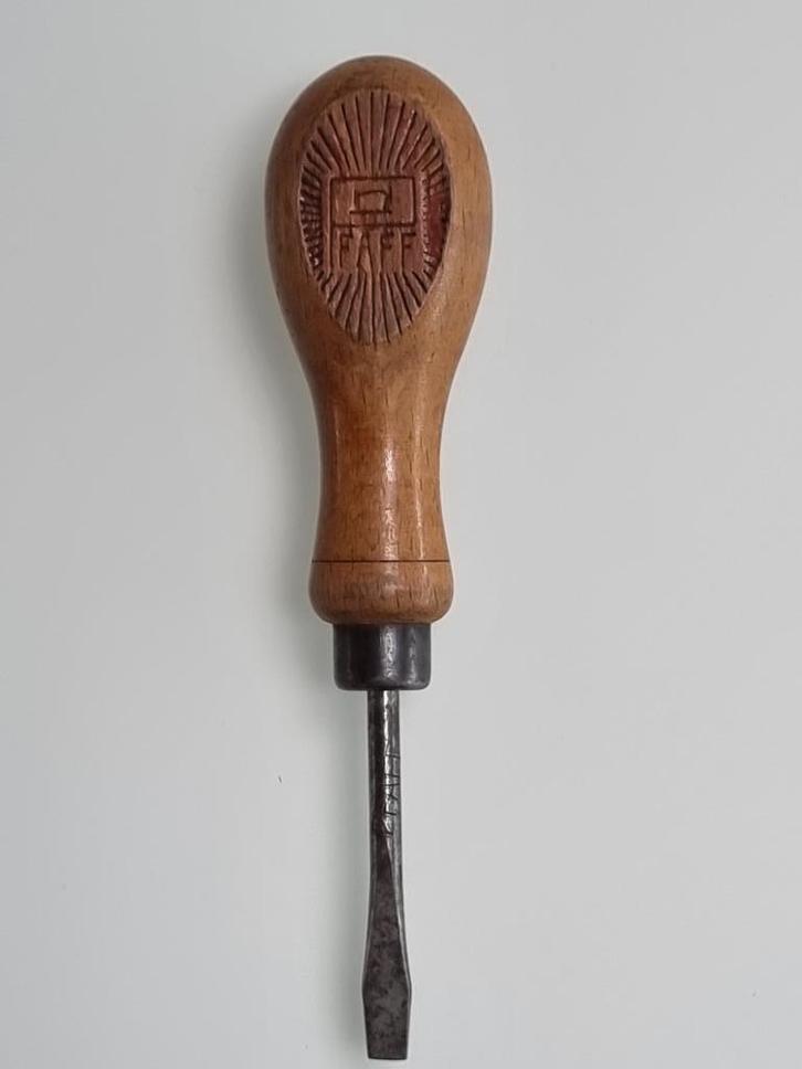 Oude Pfaff-schroevendraaier. Wijnoogst., Antiek en Kunst, Antiek | Gereedschap en Instrumenten, Ophalen of Verzenden
