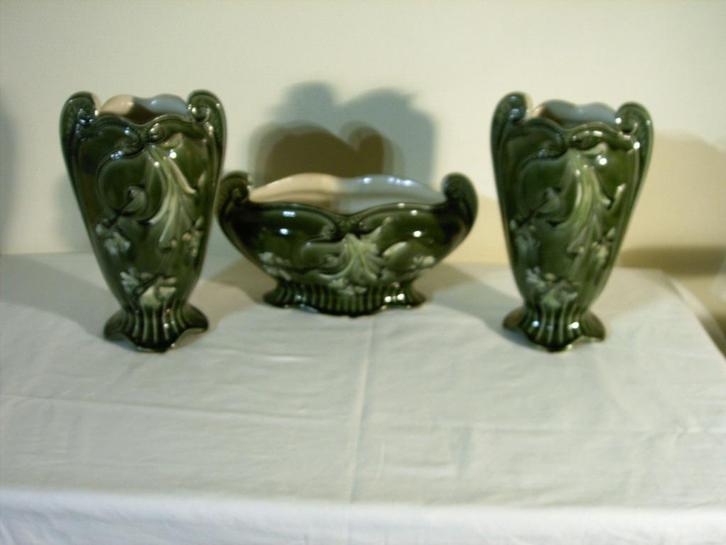 Art nouveau barbotine kaststel van A.G. de Bruyn, Antiek en Kunst, Antiek | Keramiek en Aardewerk, Ophalen of Verzenden