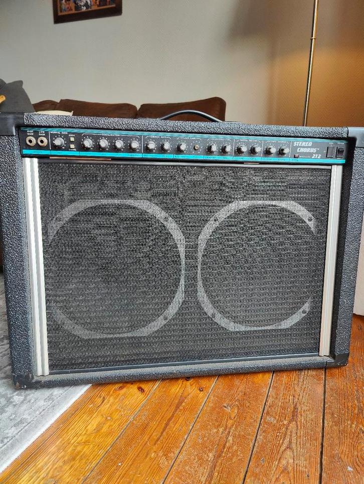 Peavey stereo chorus 212, Musique & Instruments, Amplis | Basse & Guitare, Enlèvement