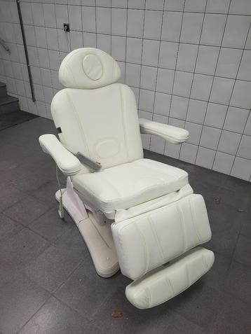 Pedicurestoel A1 Findicare beschikbaar voor biedingen