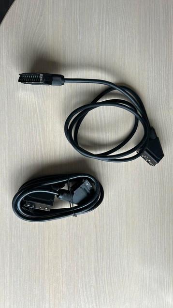 2x scart-kabel 1m40 beschikbaar voor biedingen