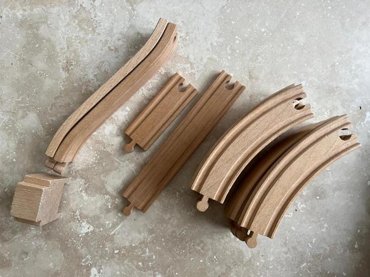 Lot circuit de train Brio et compatible Brio, Enfants & Bébés, Jouets | Circuits, Comme neuf, Circuit, Autres marques, Enlèvement