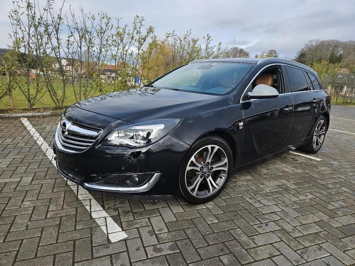 Opel Insignia Sports Tourer 2.0 Sport, Autos, Opel, Entreprise, Achat, Insignia, Air conditionné, Radio, Diesel, Euro 5, Break