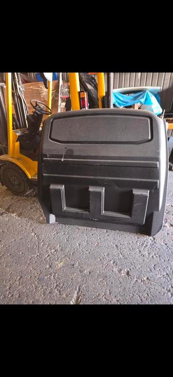 Mercedes vito taurer 447 2024 polyester scheidingswand  beschikbaar voor biedingen